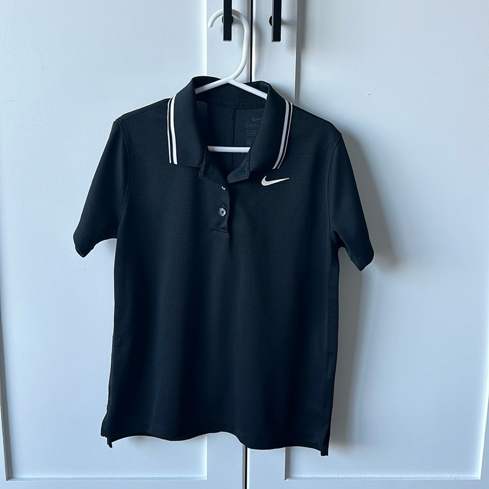 Nike youth golf shirt - size small
